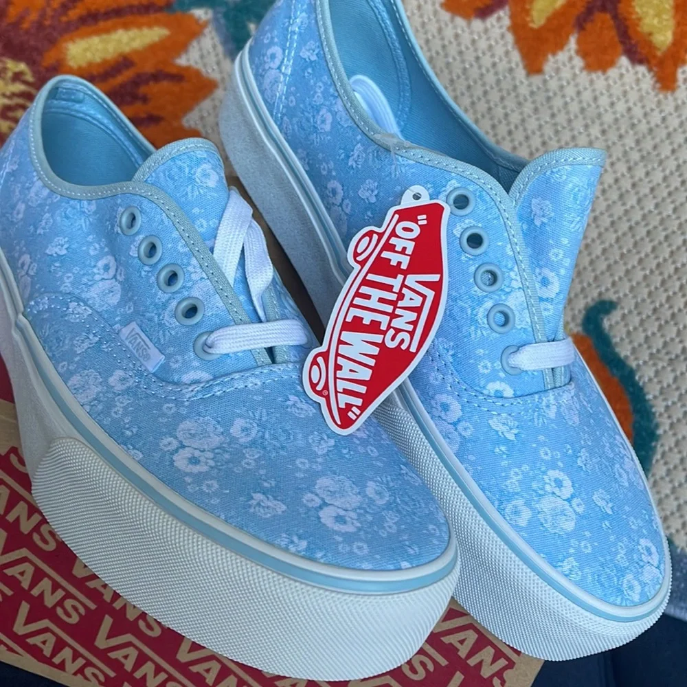 Vans Authentic Platform (Tonal Floral)Omphldstrwt VNOA3AV8707 WMNS sneakers